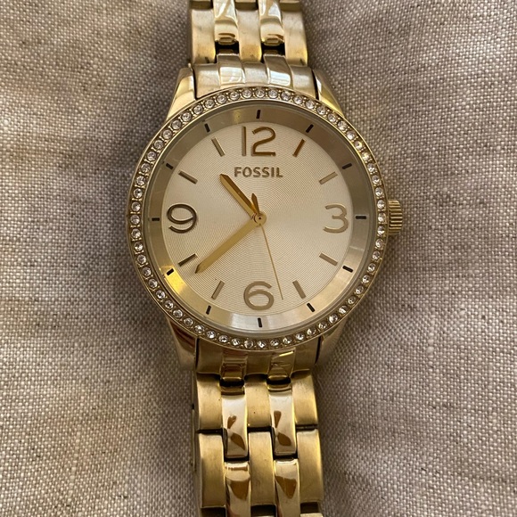 Gold Fossil Watch - Picture 1 of 1